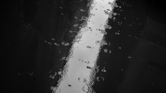 Rain Drops in Venetian Canal