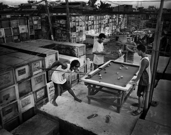 Kids from Navotas cemetery 12