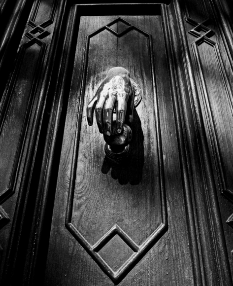 Knocker