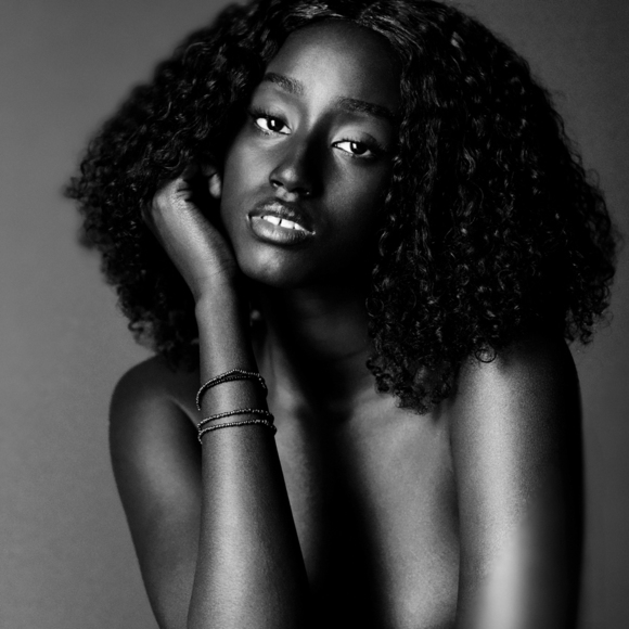 Simply B&W