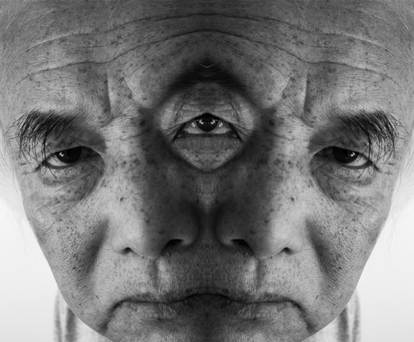 Face-8900