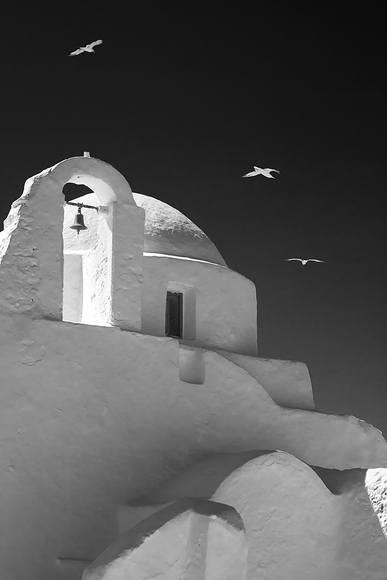 3 Birds and a Church 3 Birds and a Church