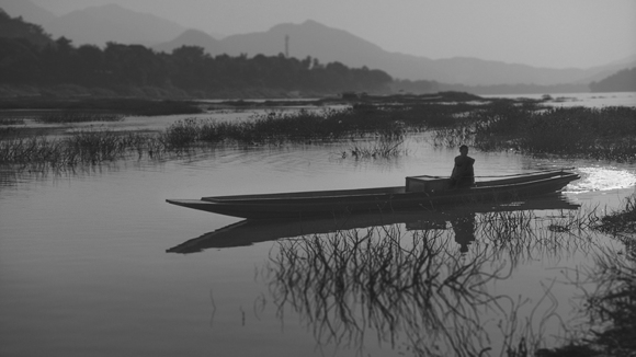 Novice in Boat Mekong