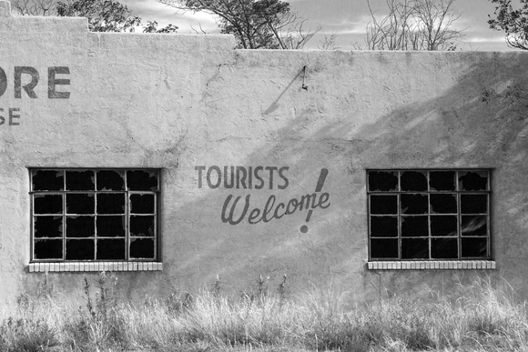 Tourists Welcome! Tourists Welcome!