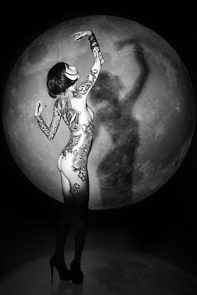 Moonshadow Moonshadow