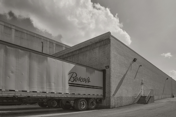 Boscov Unloading