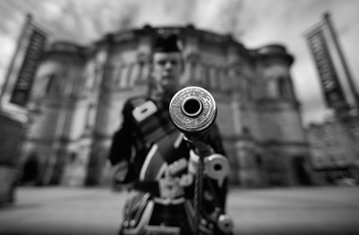 Bagpiper Roddy (3)
