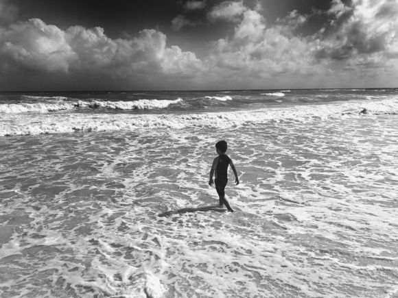 Boy meets Ocean