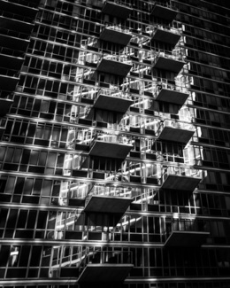 4615 Center LIC