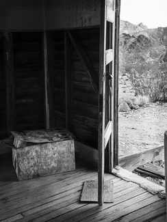 Rhyolite Building 1774