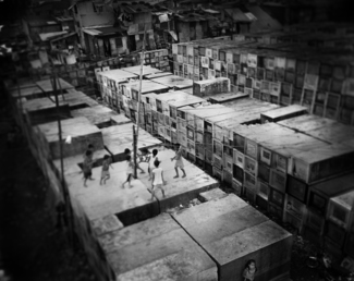 Kids from Navotas cemetery 6