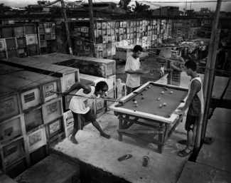 Kids from Navotas cemetery 12
