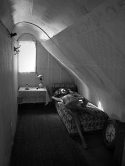 Attic. Siesta.