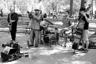 Buskers