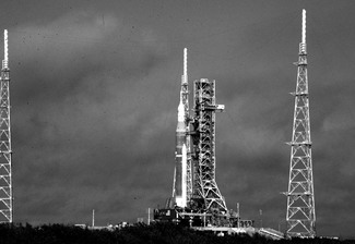 Return to the moon