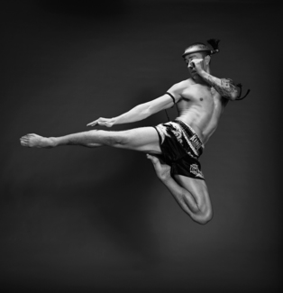 Flying Kick 