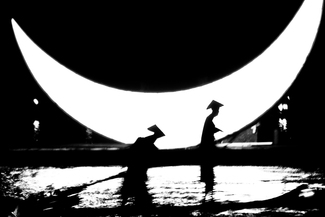 Moonboat