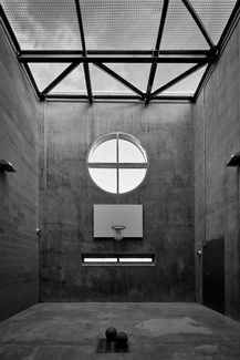 Time Out(Side)