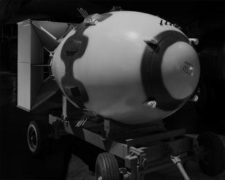 Nagasaki Atomic Bomb (WMD Series) Nagasaki Atomic Bomb (WMD Series)