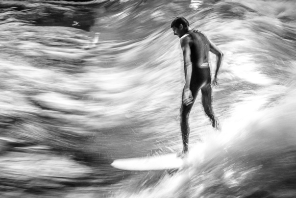 Surfer (2)