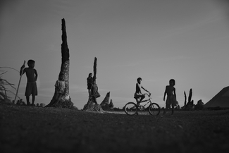 Kiribati children Kiribati children
