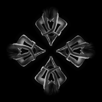 Diamond Pose 3 Diamond Pose 3