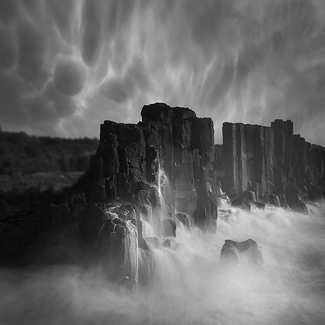 Bombo with Mamatus Bombo with Mamatus