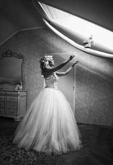 Embrasing the Moment Embrasing the Moment