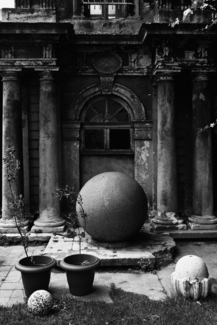 Classical Building with Spheres