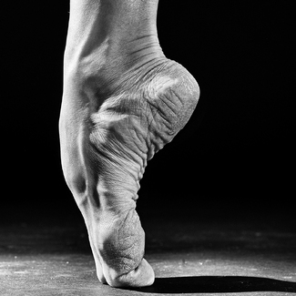 Dance hurts Dance hurts