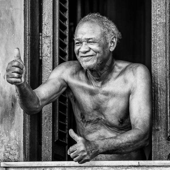 Thumbs Up in Cuba
