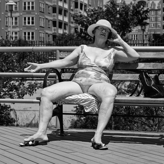 Yes, the sun is shining here Yes, the sun is shining here