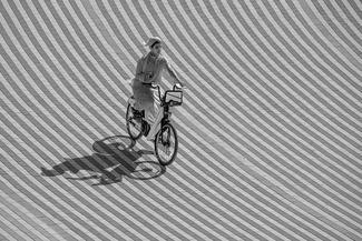 Riding a bicicle to Expo Riding a bicicle to Expo