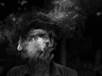 Face in the Smoke Face in the Smoke