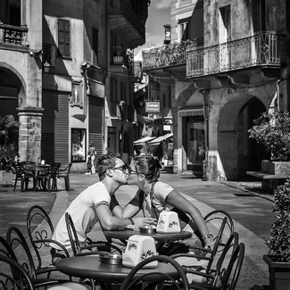 Amore Amore