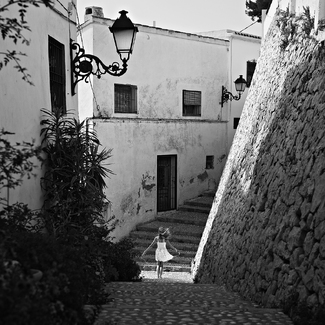 Girl in the light Girl in the light