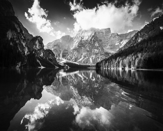 Lago di Braies Lago di Braies