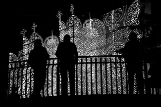 Shadows on the illuminations Shadows on the illuminations