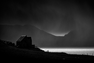 Here Comes The Rain Again Here Comes The Rain Again