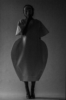 FOLLOWER 01 FOLLOWER 01