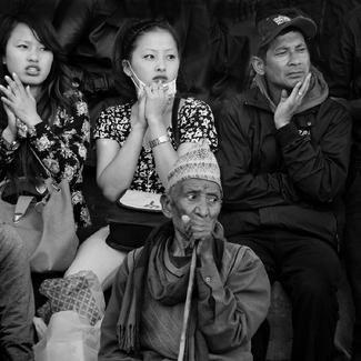 Difficult to Watch Difficult to Watch