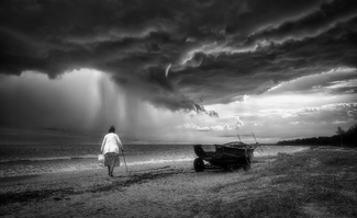 Lifelong road to the sea Lifelong road to the sea