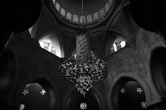 A stunning chandelier A stunning chandelier