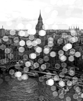 Big Ben Through The Eye in the Rain Big Ben Through The Eye in the Rain