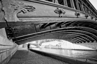 Running Along The Seine
