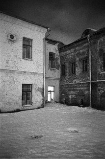 Courtyard in winter Courtyard in winter