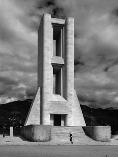 Monumento ai Caduti Monumento ai Caduti