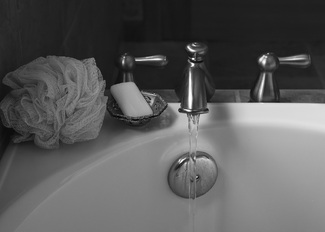 Drawing the Bath Drawing the Bath