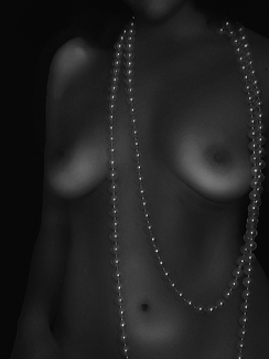 The Woman with Pearls The Woman with Pearls