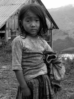Girl from Sa Pa Wears Her Heart on Her Sleeve Girl from Sa Pa Wears Her Heart on Her Sleeve